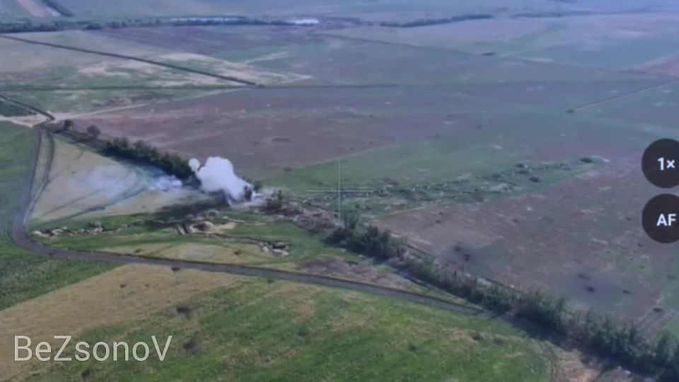 Даниил Безсонов: Боевая работа артиллерийских расчётов группировки войск «Восток» по уничтожению блиндажей противника на участке Южно-Донецкого фронта в ДНР