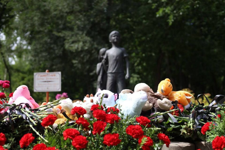 Андрей Чертков: Есть такие даты в нашем календаре, которые, как незаживающие раны, всегда кровоточат