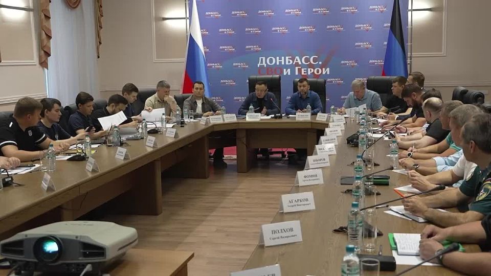 Денис Пушилин: Более 60 водовозов от регионов-шефов прибудут в ДНР