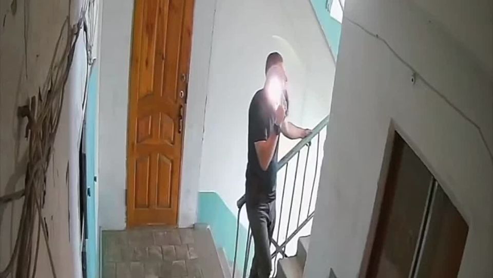 Бородатые мародеры завелись в Горловке?