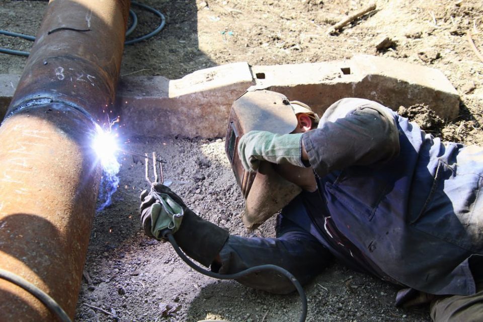 Число аварий на водопроводных сетях Донецка сократилось вдвое благодаря помощи других регионов