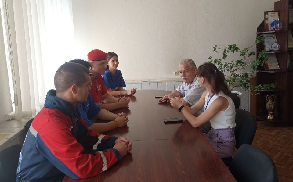 В Макеевском ГЦЗ обсудили перспективы совместной работы с молодежными организациями