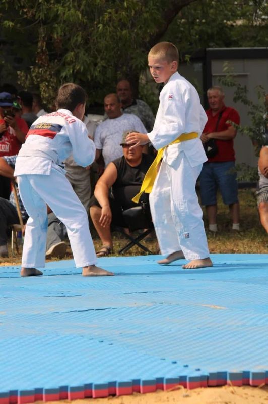 26 июля 2025 года в центральном парке пгт Володарское состоялся красивый греческий праздник - открытый турнир по национальной борьбе «КУРЕШ», посвященный святой равноапостальной княгине Ольге в рамках партийного проекта...