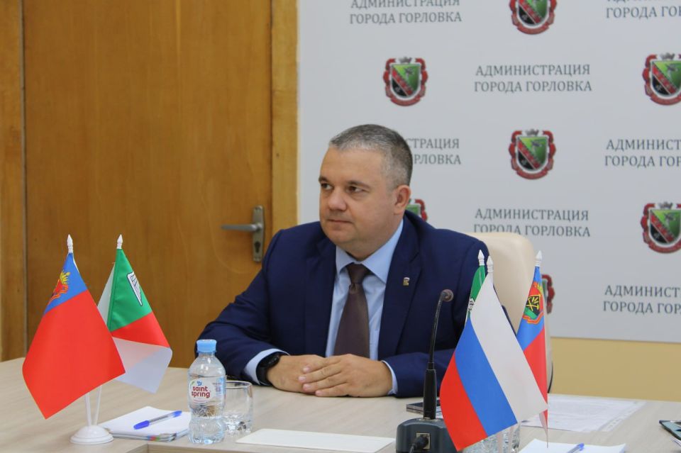 В Горловке состоялось награждение сотрудников Следственного отдела по городу Горловка Следственного Управления Следственного Комитета Российской Федерации по Донецкой Народной Республике