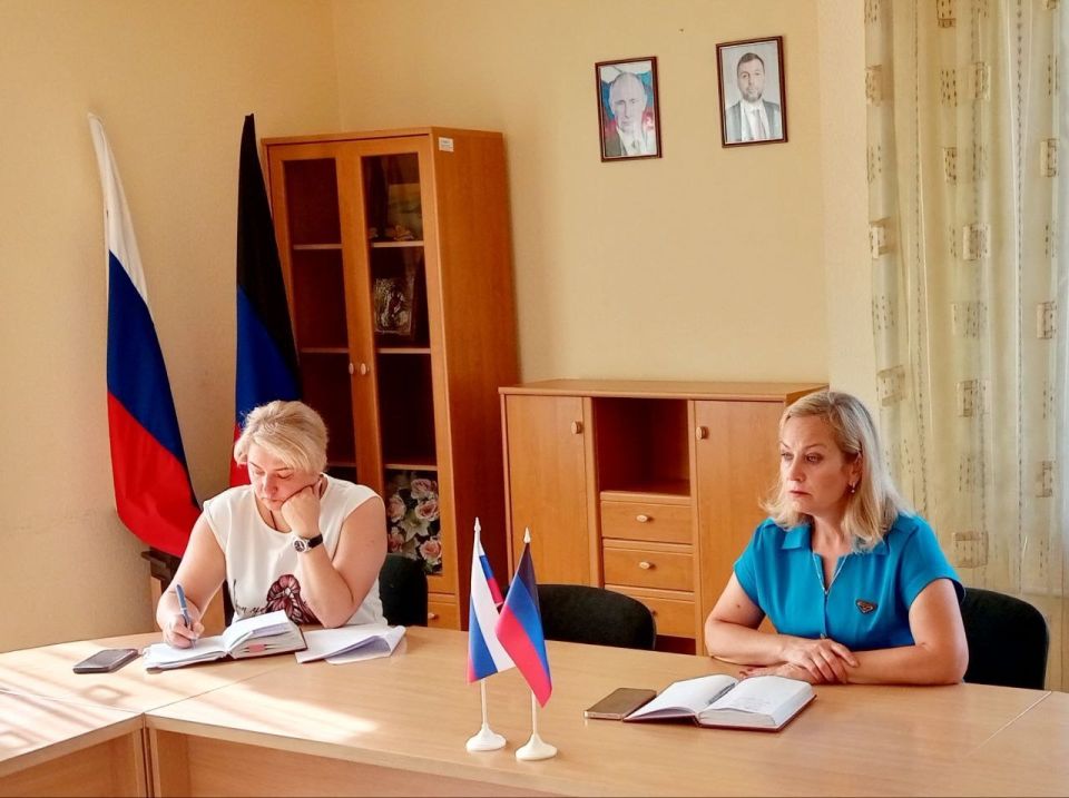 Наталья Бегуненко: Сегодня, 28 июля, руководитель Управы Петровского внутригородского района Администрации городского округа Донецк Наталья Ивановна Бегуненко провела еженедельный прием граждан