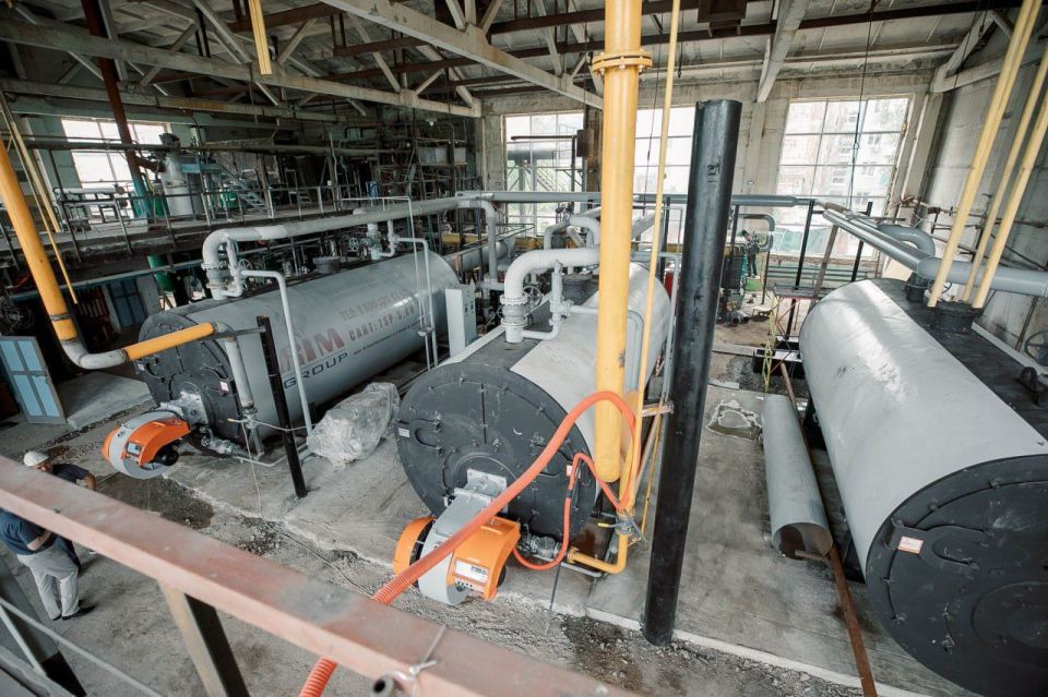 Антон Кольцов: В новом отопительном сезоне планируем подать теплоноситель в 1 761 многоквартирный дом и 114 социальных объектов