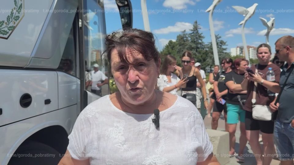 �� ����������� ����������� ���������� ������� 400 ����� � 20 �������� ����������� �� �������� ����� �������������� �������