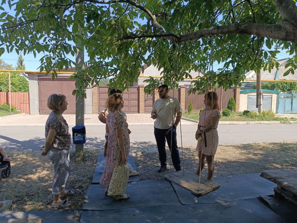 Депутат Шахтерского муниципального совета встретился с жителями Ждановки