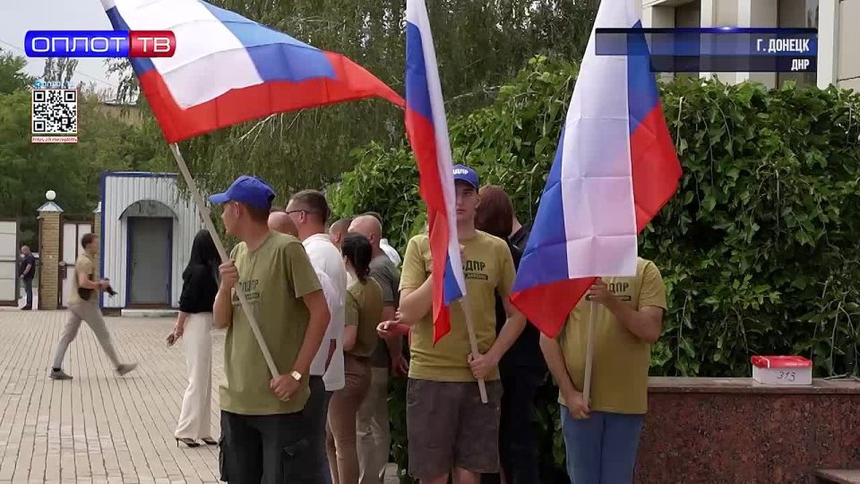 Гуманитарный груз стоимостью 100 млн рублей для бойцов