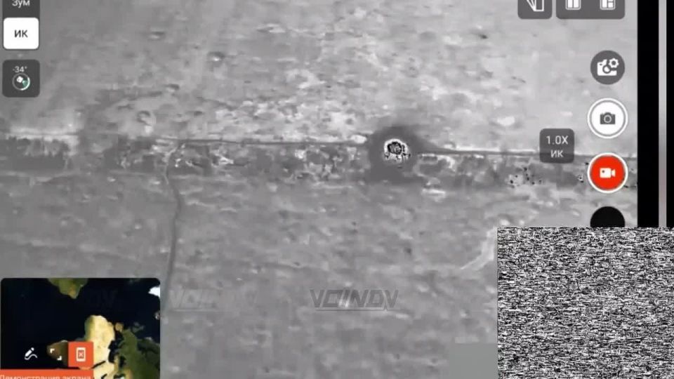 Артиллерия 1198 мотострелкового полка 35 армии группировки войск "Восток" уничтожает огневые точки и укрепления противника на Южно-Донецком направлении