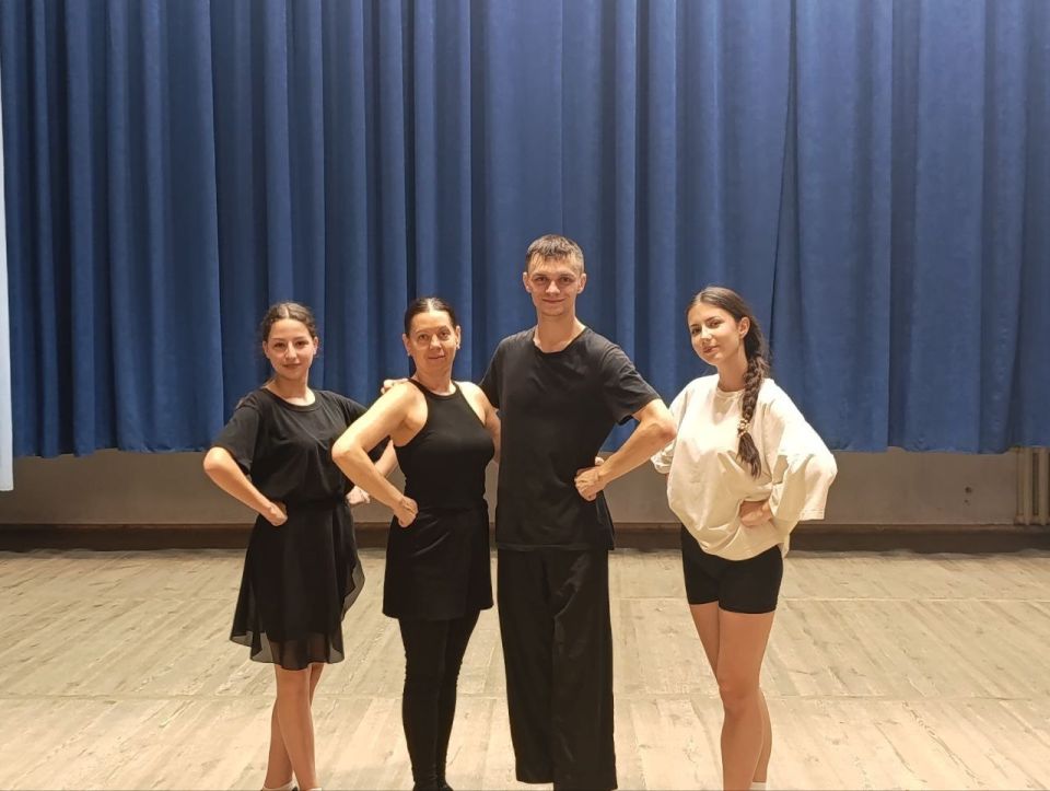 Николай Михайлов: В Комсомольское прошли профориентационная встреча и мастер-класс участников коллектива народного танца «Непоседы»