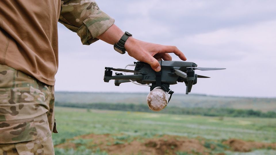 Российские дроны сеют панику среди боевиков ВСУ в ДНР: войска Украины в критическом положении