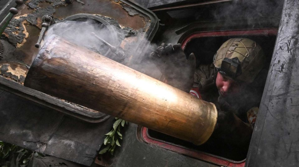 Армия России оставила ВСУ без связи и заняла новые позиции по фронту