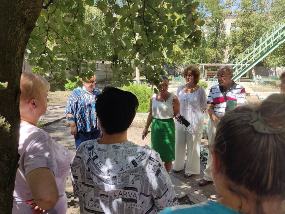 По поручению Главы ДНР Дениса Пушилина, сегодня, 29 июля, состоялась встреча с трудовым коллективом дошкольного подразделения ГБОУ «УВК «Гармония» г.о. Донецк»