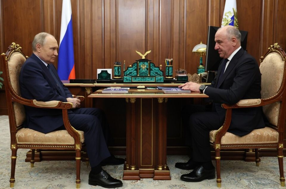 Путин: патриотический настрой молодежи необходим для успешного продвижения СВО