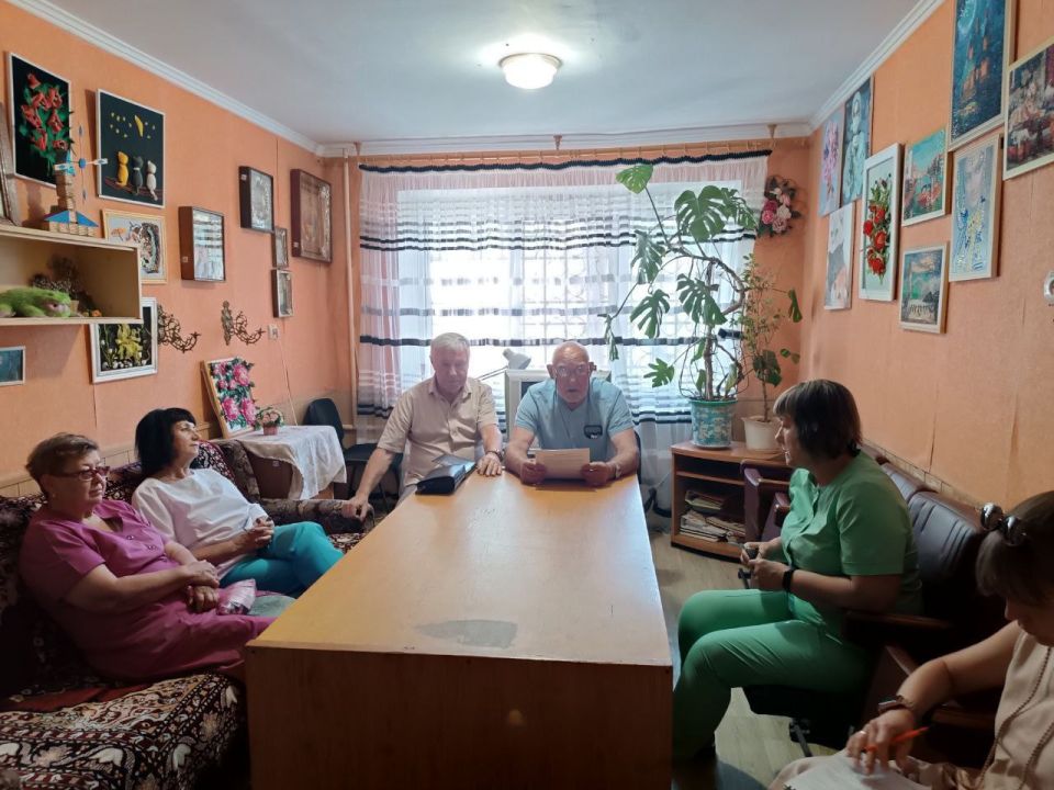 Лидер общественного мнения (ЛОМ) встретился с трудовым коллективом