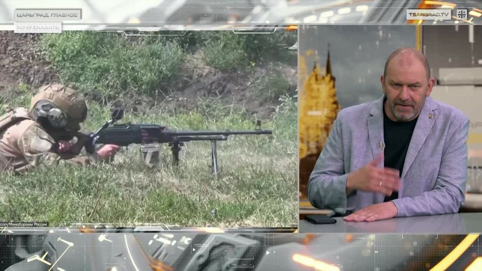 Трамп что-то знает! И версий всего две