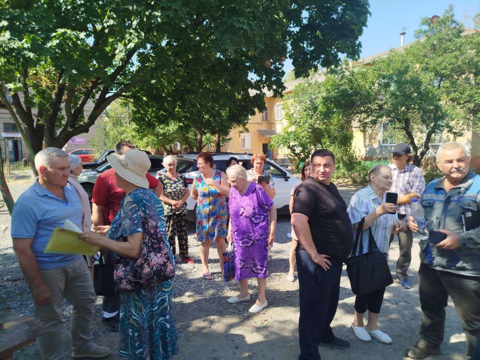 Николай Михайлов: 30 июля провел встречу с жителями улицы Комсомольская поселка Новый Свет