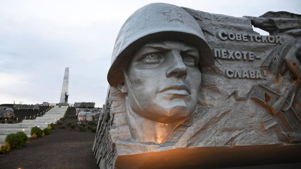 Александр Волошин: #НавстречуПобеде. 11 лет назад — с 27 по 30 июля 2014 года — за Саур-Могилу шли одни из самых тяжёлых боёв за весь период конфликта в Донбассе