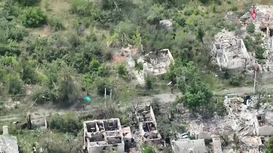 Русская армия полностью освободила от украинских нацистов Часов Яр