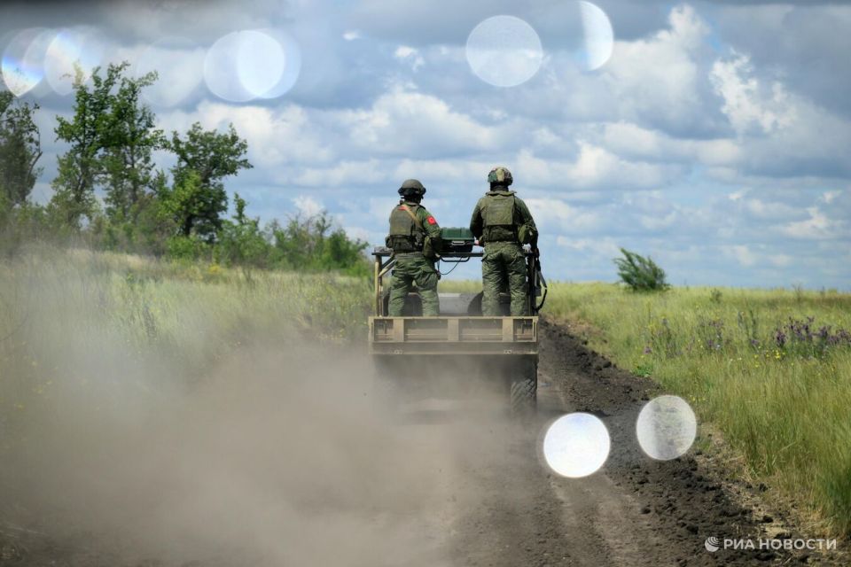 Бойцы ВС России уничтожают остатки пехоты ВСУ в районе Часова Яра