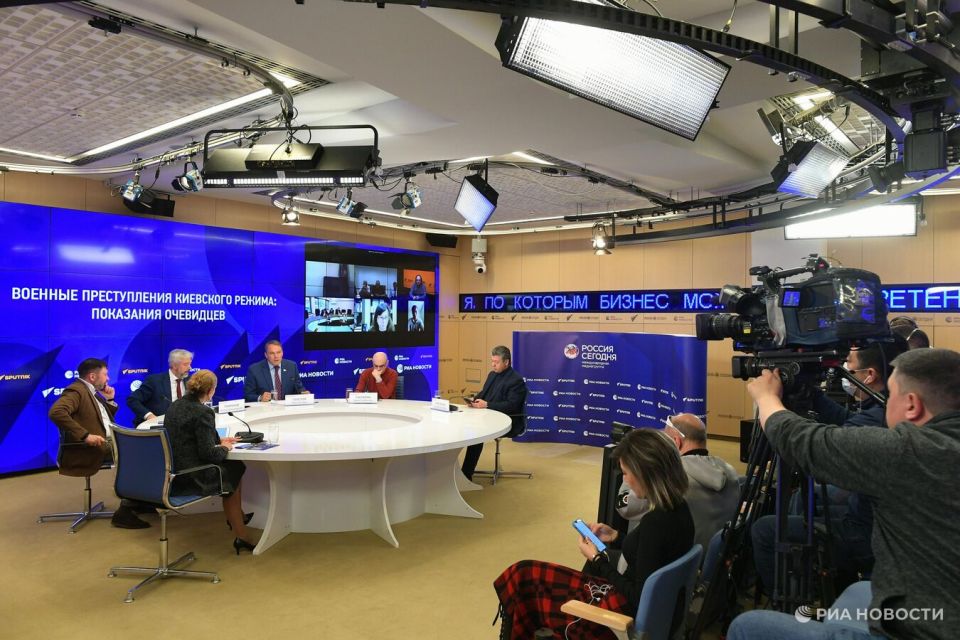 � ������ ����������� ����� � ������������� ��� � ������� �������