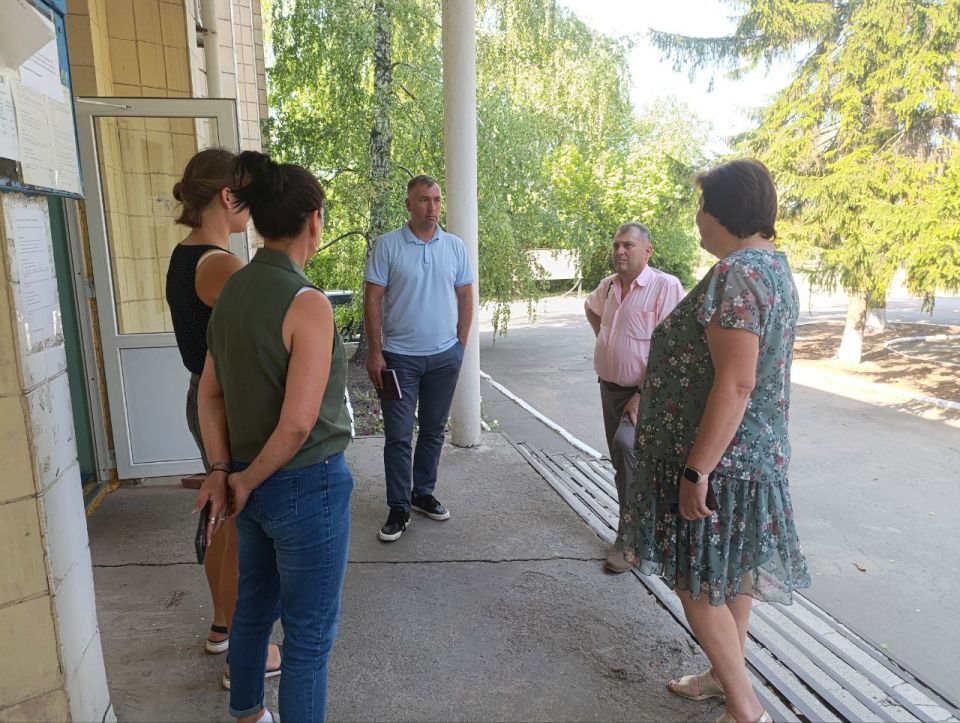 Важность общения с населением: встреча с трудовым коллективом в Валерьяновке