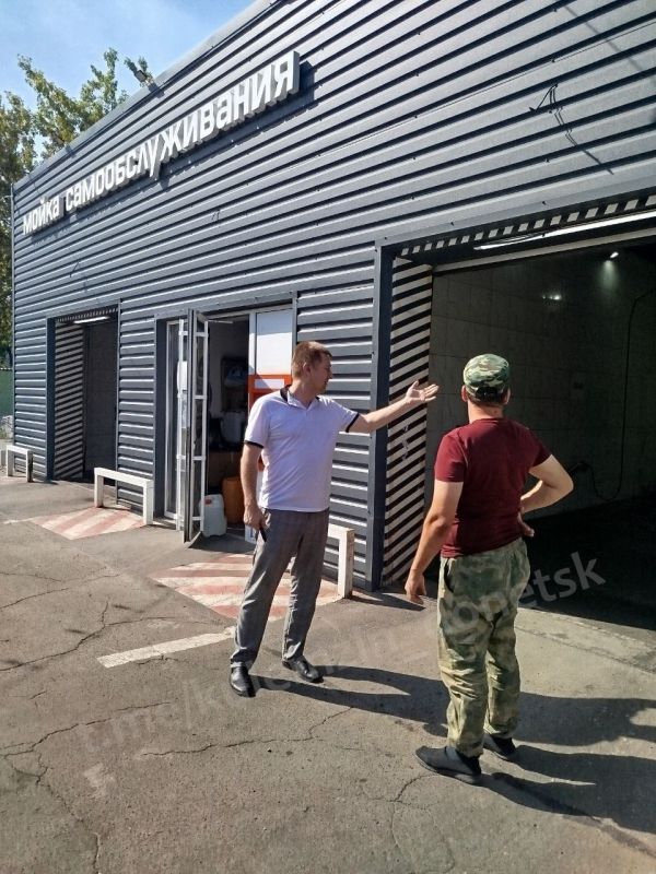 Во исполнение поручения Главы ДНР Дениса Пушилина о приоритетной подачи воды жителям администрацией городского округа Донецк и управами внутригородских районов проводится работа с хозяйствующими субъектами, оказывающими...