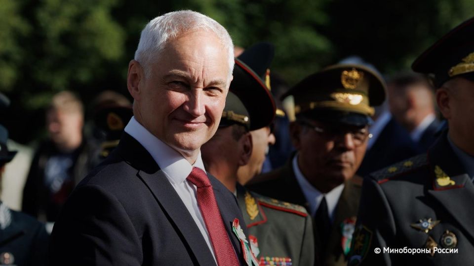 Белоусов поздравил военнослужащих гвардейского соединения ВДВ, проявивших мужество при освобождении Часова Яра ДНР