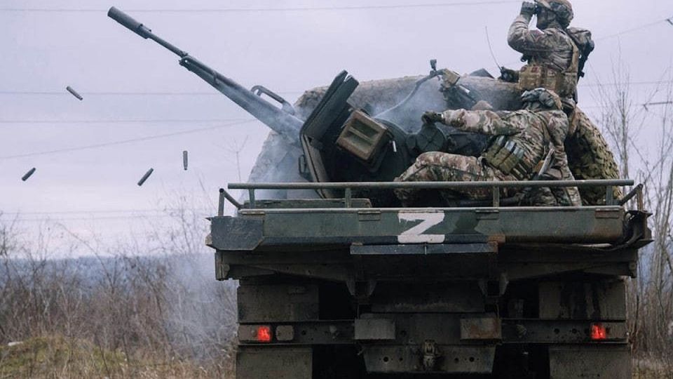 Зеленский потерял тысячи боевиков: Российские войска уничтожили самую крупную группировку ВСУ в битве за Часов Яр