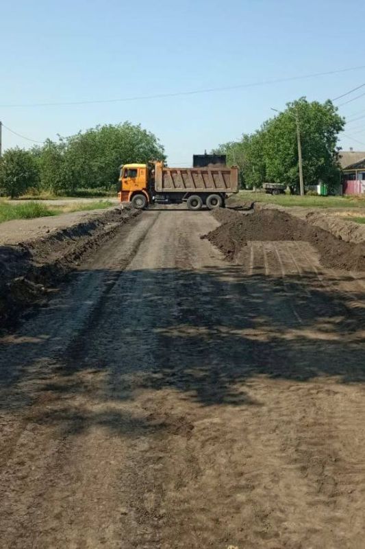 Константин Зинченко: Ремонт дороги по улице Донецкая: сделаем за один год вместо двух