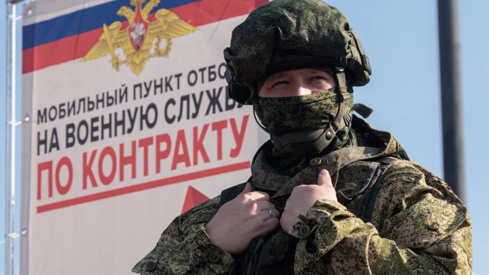 Путин подписал закон о двойных пенсиях для участников СВО и ополченцев Донбасса