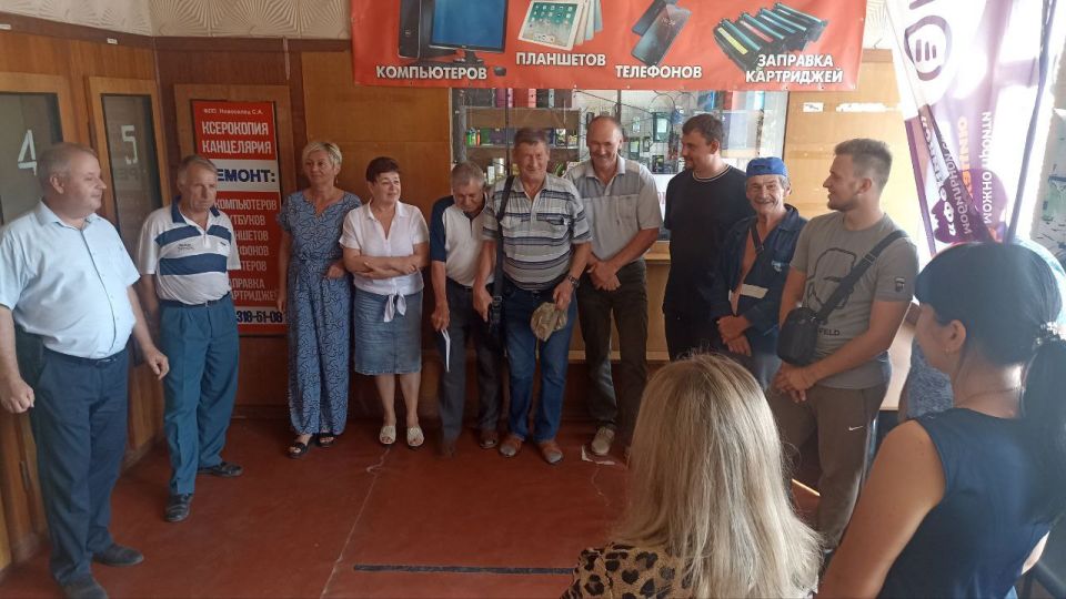 Депутат Тельмановского муниципального совета Владимир Ермак провел встречу с трудовым коллективом ГУП ДНР "РОС" ...