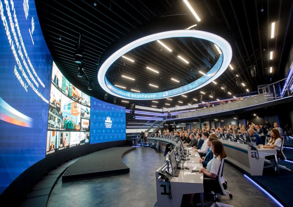 В Координационном центре Правительства поздравили работников и ветеранов железнодорожной отрасли с наступающим профессиональным праздником