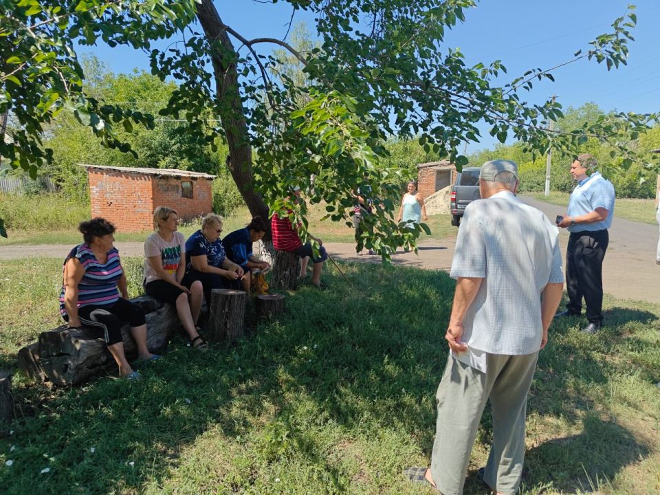 Сергей Ермаков: 1 августа в поселке Первомайское провел встречу с местными жителями