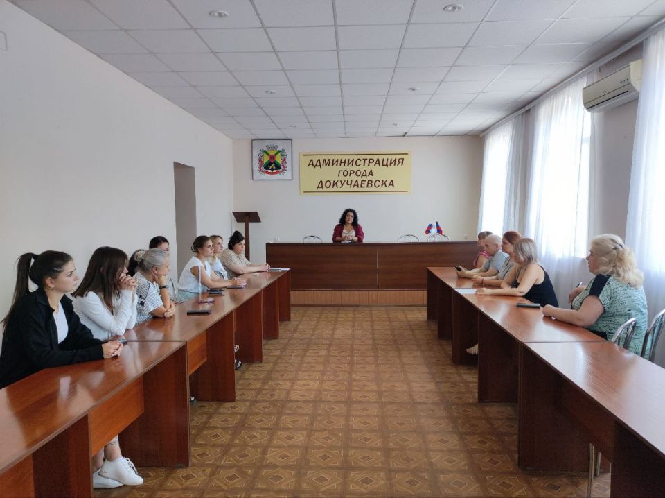 В Докучаевске продолжаются встречи с жителями