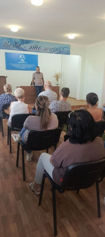 Депутат Тельмановского муниципального совета Донецкой Народной Республики Сергей Мелащук встретился с сотрудниками филиала «Тельмановское ПУВКХ» государственного унитарного предприятия Донецкой Народной Республики «Вода...