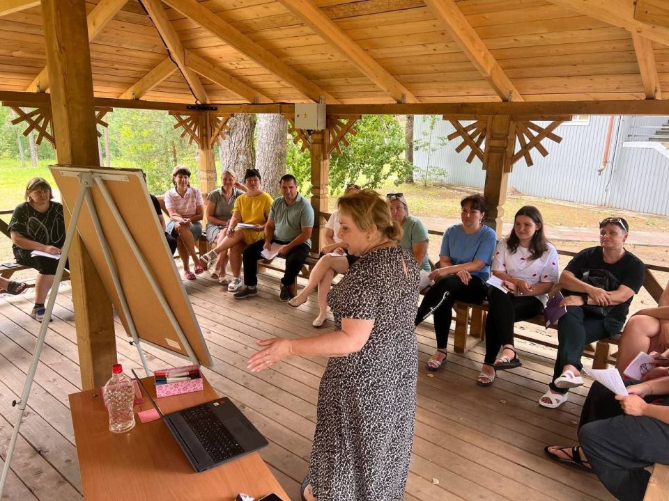 Мариупольские учителя осваивают петербургские подходы к образованию