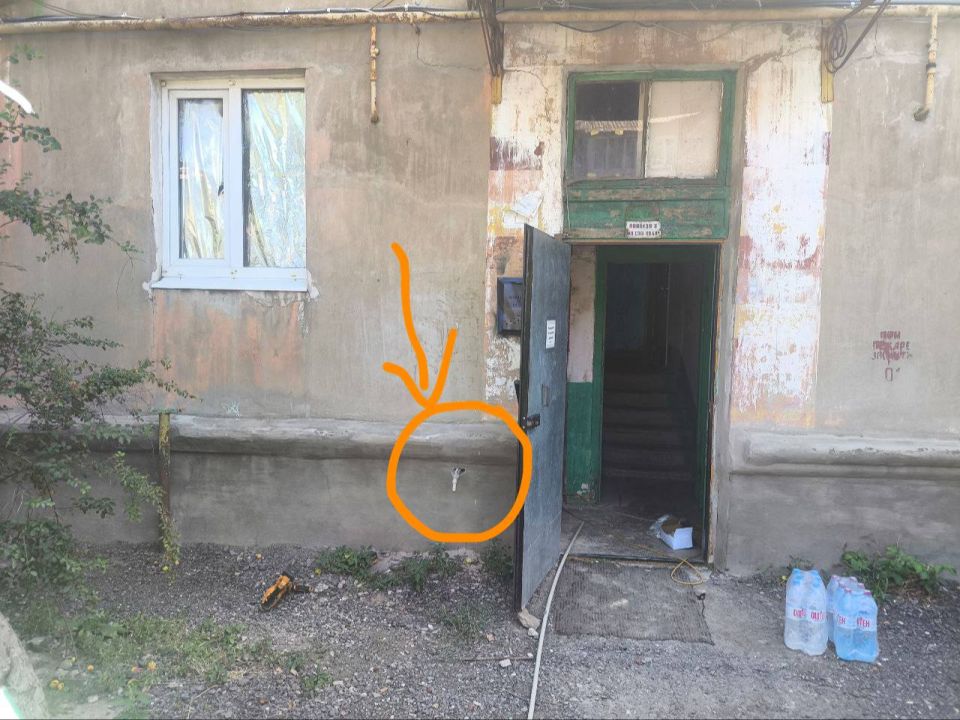 Виктория Жукова: По поручению Главы Республики Дениса Пушилина,продолжается работа по установке врезок в тех домах, где вода не доходит на верхние этажи