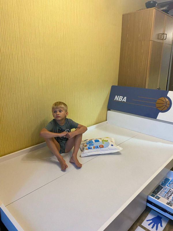 «Как изменить наш мир? Всего лишь делать добро. Каждый раз и при каждой возможности»