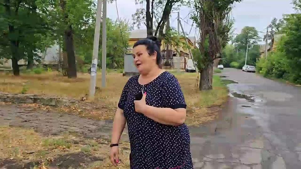 Денис Пушилин: Когда привезли воду в Моспино, стало очевидно, что людей, помимо самой очевидной проблемы воды, волнуют и ряд других вопросов, которым мы обязаны также уделять внимание