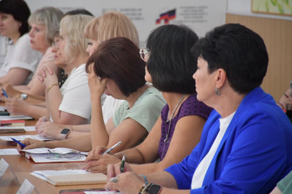 ������ ��������: �������, 4 �������, ������ ����������� ����� ������������� ���������� ������ ���������� ������ ������ ������ ����������� ���������� ���������