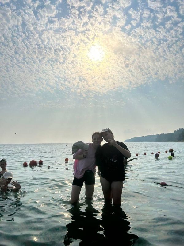 Александр Качанов: 102 школьника из Докучаевска продолжают отдыхать в лагере «Созвездие» Краснодарского края при поддержке региона-шефа