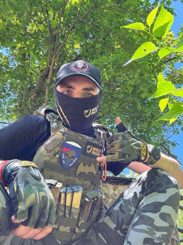 Расскажем об одном из наших бойцов и о его подвиге