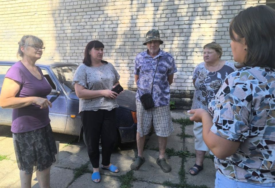 Во исполнение поручения Главы Донецкой Народной Республики Дениса Владимировича Пушилина о ведении постоянного диалога, заведующий Новолуганского территориального сектора Анна Коваленко провела встречу с жителями...