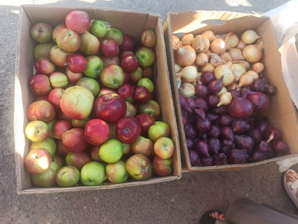 В Докучаевске на центральной площади прошла ярмарка