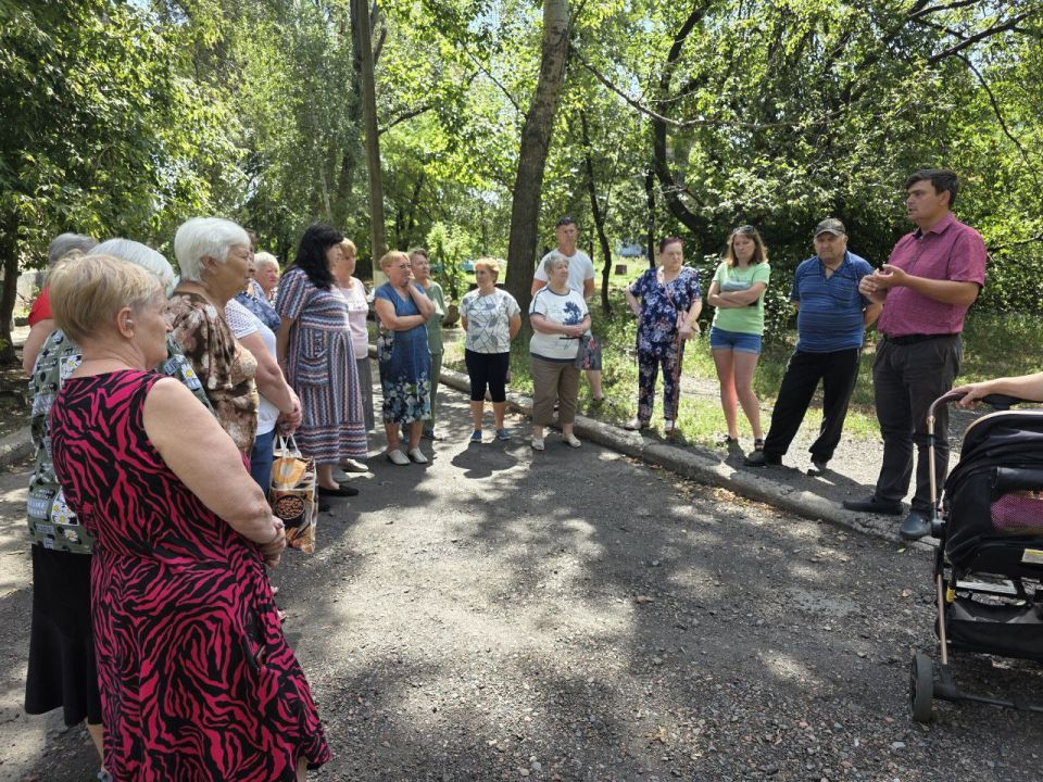 Сегодня, 5 августа, провел встречу с населением по адресу: ул