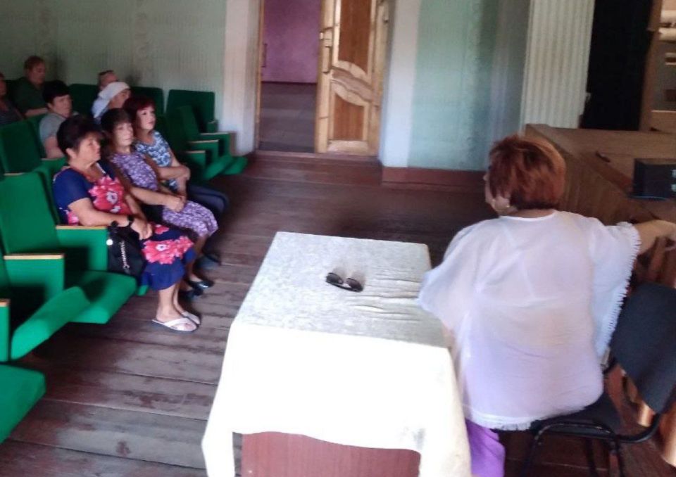 Начальник Кутейниковского территориального отдела Светлана Токарева встретилась с населением пос