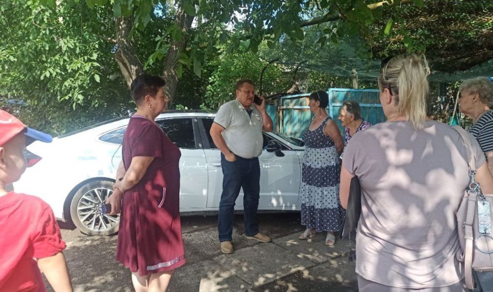 Валентин Левченко: Провел встречу с жителями улицы Мицкевича