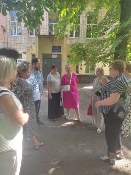  :             ,  ,         ...